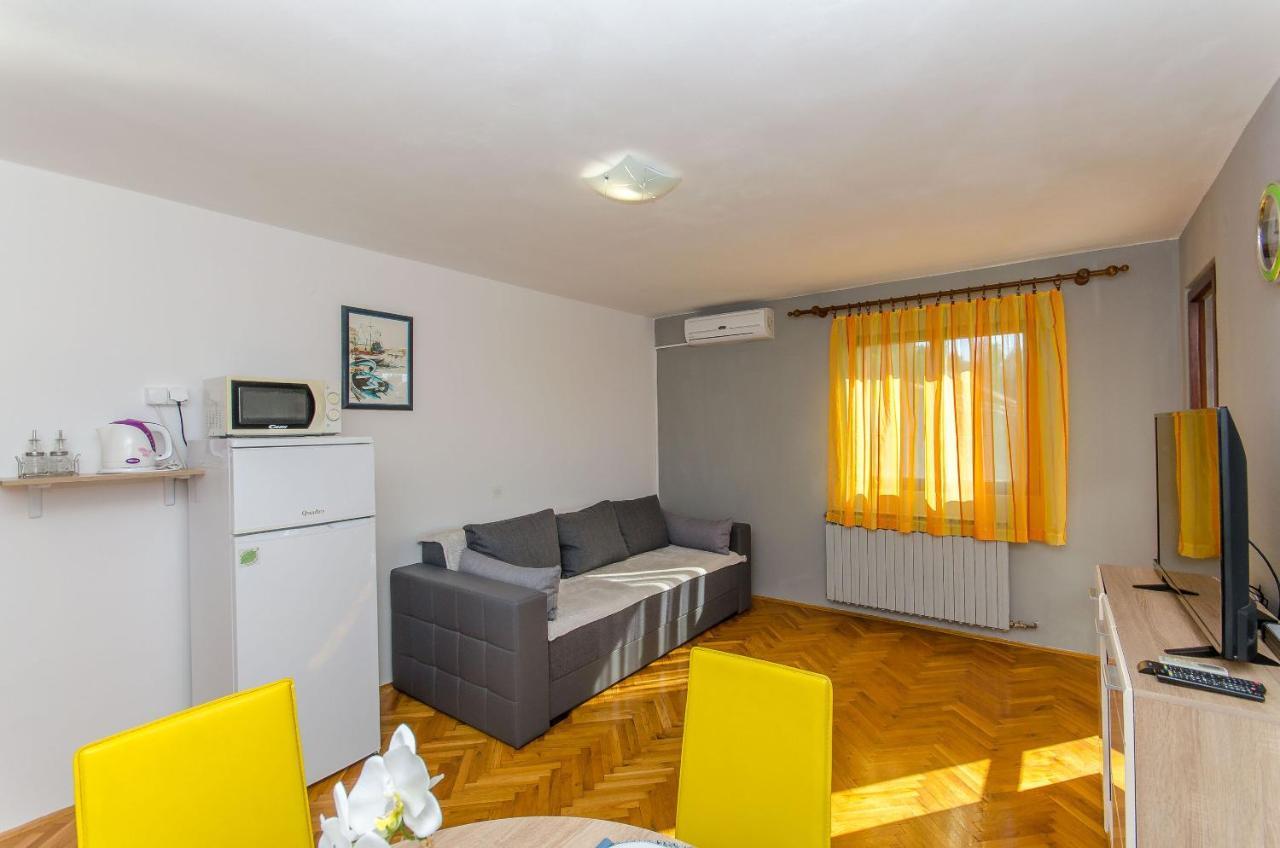 Apartments Marinko Makarska Exterior photo